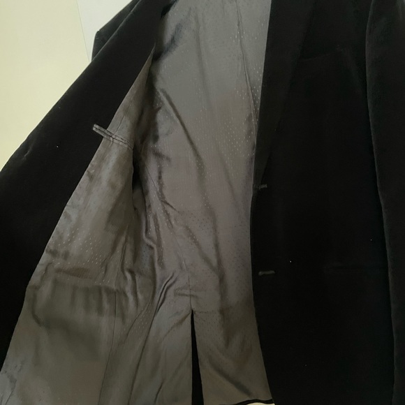 PERRY ELLIS Velvet Blazer - Picture 3 of 5